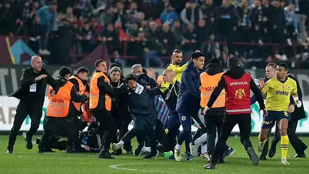 Olaylı Trabzonspor - Fenerbahçe maçı: 12 kişi gözaltına alındı