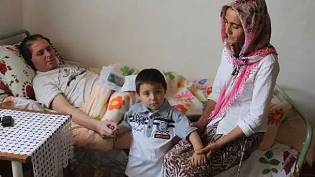 Ölecek diye taburcu edildiğinden tedavisini yaptıramıyor