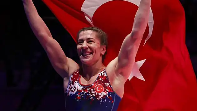 Olimpik Milli sporcu Yasemin Adar Yiğit, aktif sporculuk hayatını noktaladı