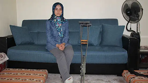 Ölü taklidi yaparak elinden kurtulduğu katilin bulunmasını istiyor