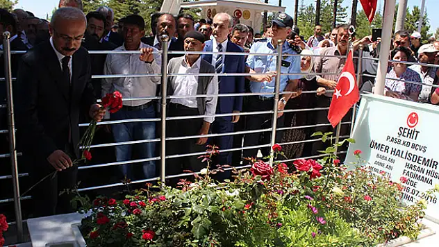 Ömer Halisdemir mezarı başında anıldı