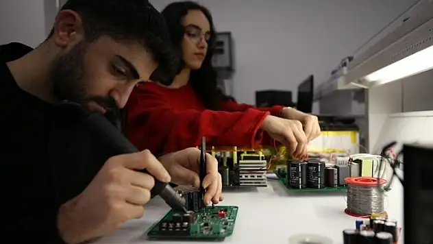 Ömrünü tamamlayan elektrikli araç bataryaları için 'kimyasal dönüşüm' önerisi