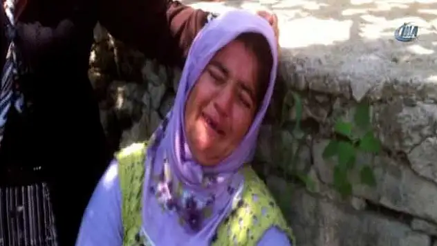 Önce 14 yaşındaki kızının sonra da kendi canına kıydı!