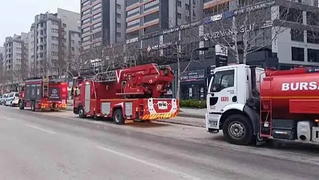 Önce bir şubeyi sonra diğerini yaktı: Bursa'da kundakçı yakalandı
