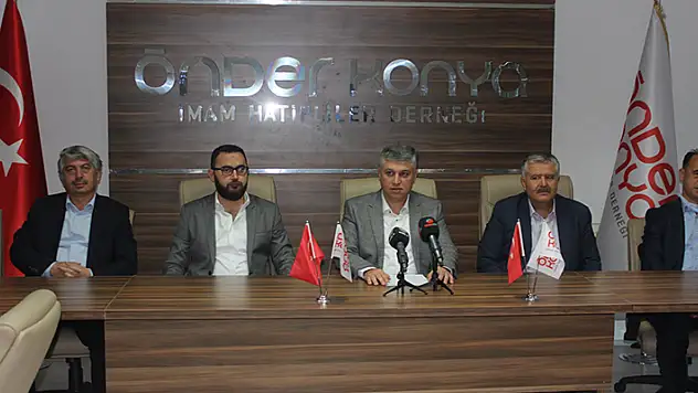 ÖNDER Konya İmam Hatipliler 71. yılı kutladı