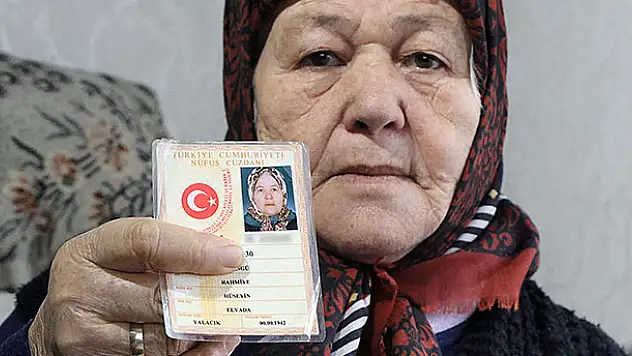 Onun kimliğinin bir benzeri daha yok!