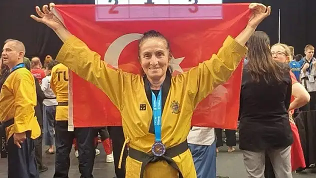 Ordulu 74 yaşındaki milli tekvandocu Avrupa Poomsae Şampiyonası'nda üçüncü oldu