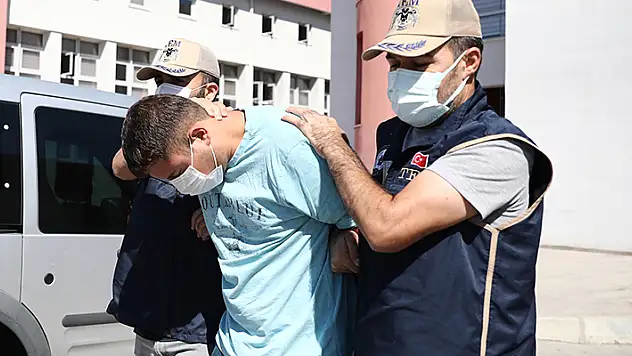 Orman yaktığı için 2 kez ağırlaştırılmış müebbet hapse çarptırılan PKK'lı koğuşun güvenlik kamerasını da kırmış
