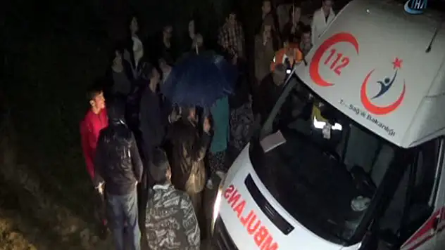 Ormanlık alanda kaybolan 4 kişi, 6 saat sonra kurtarılabildi