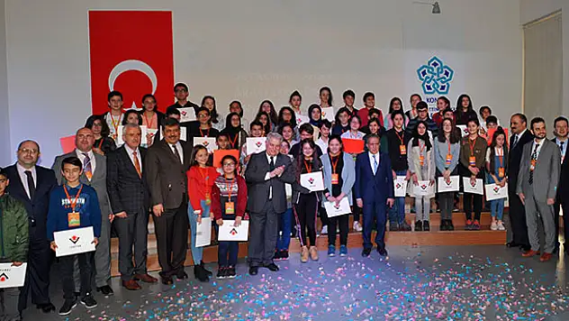 Ortaokul öğrencileri araştırma projeleri ödülleri sahiplerini buldu
