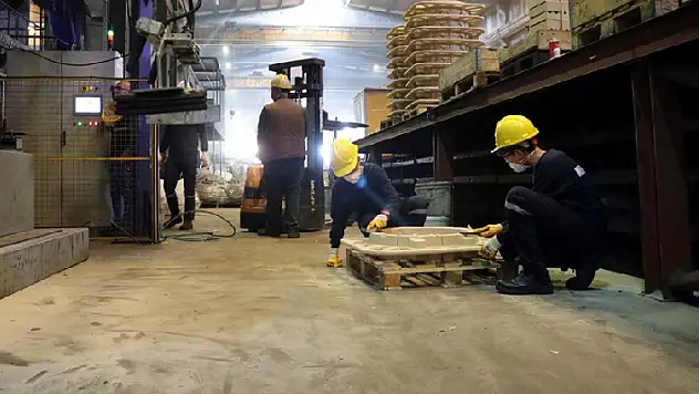 OSB'lerdeki 61 binden fazla mesleki ve teknik lise öğrencisine staj imkanı
