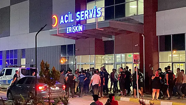 Osmaniye'de iki grup arasında çıkan kavgada belde belediye başkanı da yaralandı
