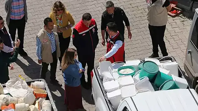 Osmaniye'de son kullanma tarihi geçmiş peynir operasyonu!
