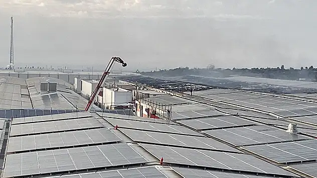Osmaniye'de tekstil fabrikasında yangın: 4 işçi dumandan etkilendi

