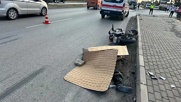Osmaniye'de tırla çarpışan motosikletli öldü
