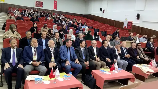 Osmanlı'da Hanefilik Maturidilik Sempozyumu Konya'da düzenlendi
