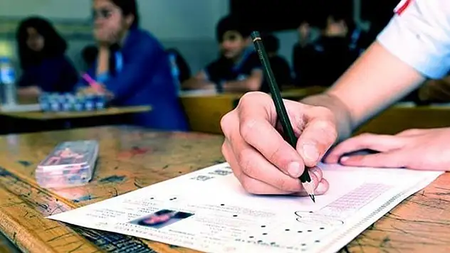 ÖSYM takvimi açıkladı! İşte YKS sınav ve başvuru tarihi