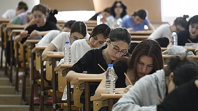ÖSYM takvimine göre YKS 8-9 Haziran 2024'te yapılacak
