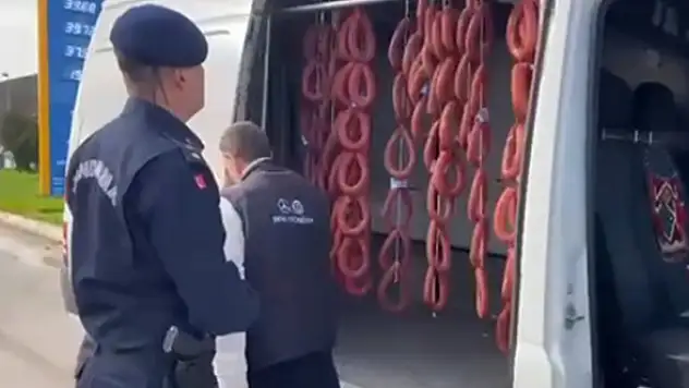 Oto yıkamada sucuk yıkayanlara 150 bin TL ceza verildi

