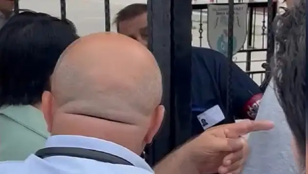 Otobüs şoförü, 'Benim yüzümden geç kaldılar' diyerek 5 adayı sınav binasına aldırdı