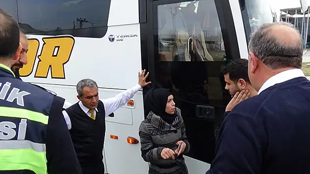 Otobüste cep telefonu hırsızlığı iddiası