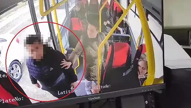 Otobüsten kendisini indiren şoförü bıçakladı! Zihinsel engelli çocuk ile ilgili karar
