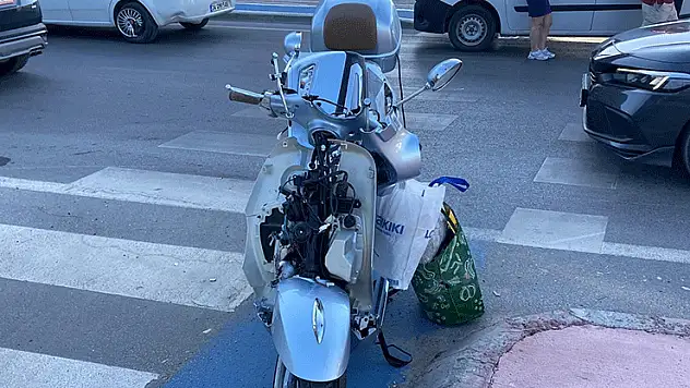 Otomobil ile çarpışan motosikletli ağır yaralandı