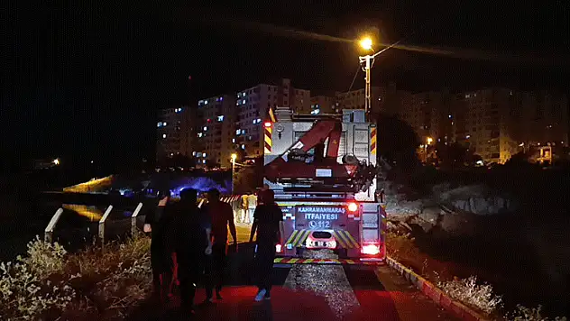 Otomobil sulama kanalına düştü: Baba ve oğlu hayatını kaybetti
