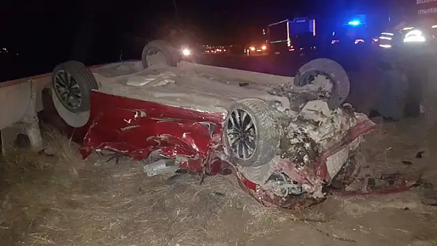 Otomobil takla attı: 1 ölü, 1 yaralı