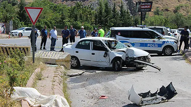 Otomobilin çarptığı yaşlı adam öldü