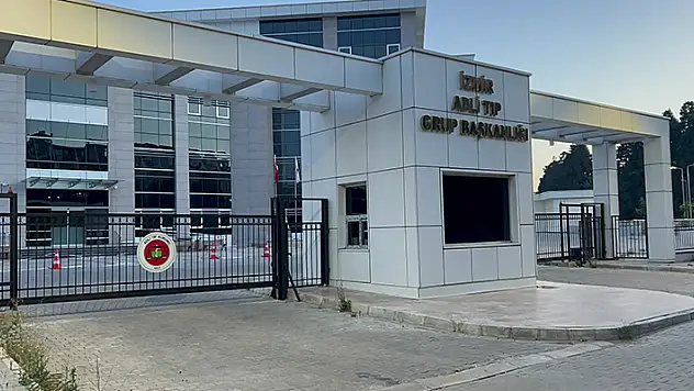 Otomobilinde silahlı saldırıya uğrayan kişi hayatını kaybetti
