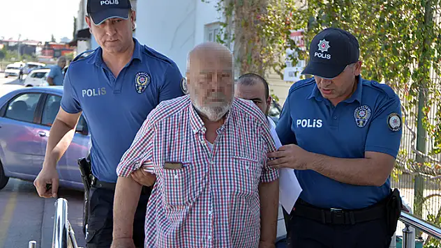 Otomobiliyle çarptığı yayanın ölümüne neden olan sürücü tutuklandı 'Görmedim' dedi
