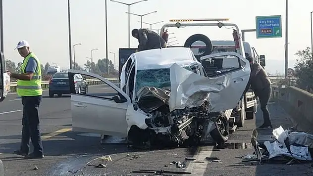 Otoyolda ters yön faciası: 3 ölü!
