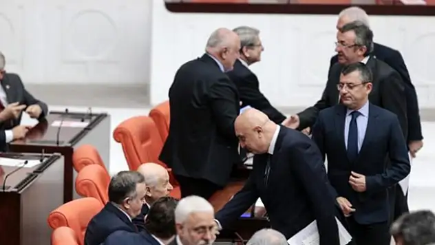 Oylama bitti! Ve Libya tezkeresi için karar verildi!