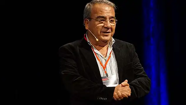 Oyuncu ve seslendirme sanatçısı Sezai Aydın hayatını kaybetti

