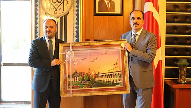 Özaltun'dan Başkan Altay'a ziyaret