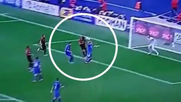 Ozan Tufan'ın kaçırdığı gol saç baş yoldurdu!