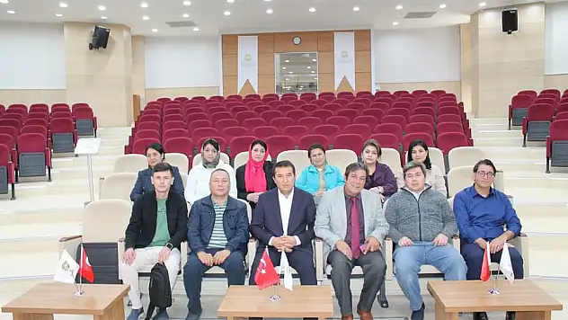 Özbekistan Taşkent Ekonomi ve Pedagoji Enstitüsü Heyeti Selçuk Üniversitesi'ni Ziyaret Etti