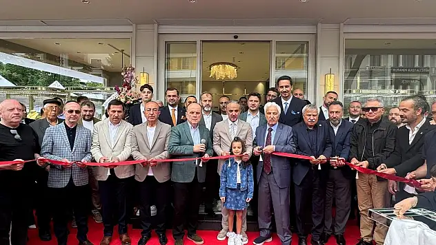 Özboyacı Altın 6. şubesini Meram'da açtı