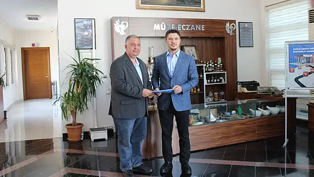 Özboyacı'dan 5. Bölge Konya Eczacı Odası'na ziyaret