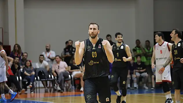 Özcan: Şampiyon olmak istiyoruz