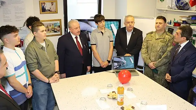 Özdemir Bayraktar Teknoloji Atölyesi açıldı