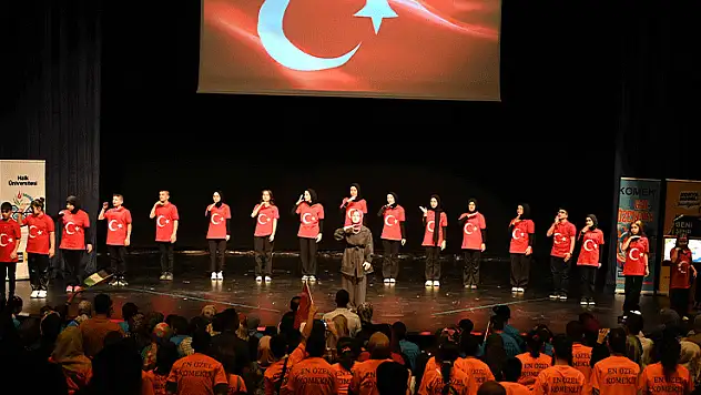 Özel gençler, Yaz Okulu'nu coşkulu şekilde tamamladı