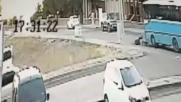 Özel halk otobüsünün çarptığı bisikletli çocuk ağır yaralandı