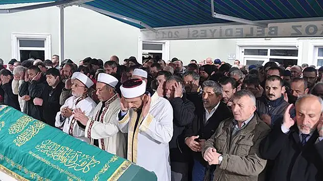 Özel halk otobüsünün yayalara çarpması