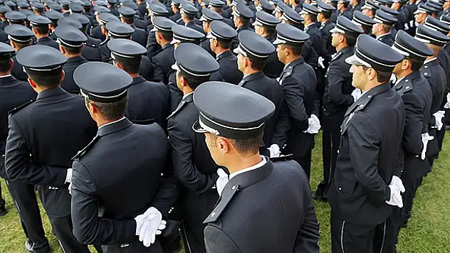 Özel Harekat polisliği için başvurular ertelendi