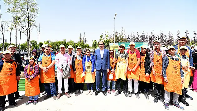 Özel Öğrencilerin Hasat Sevinci