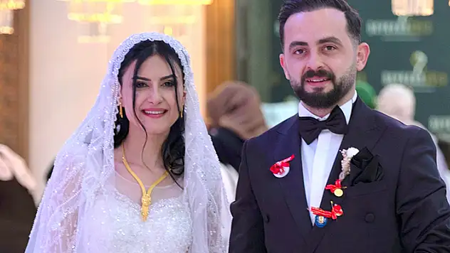 Özge ve Muzaffer çifti mutluluğa 'evet' dedi