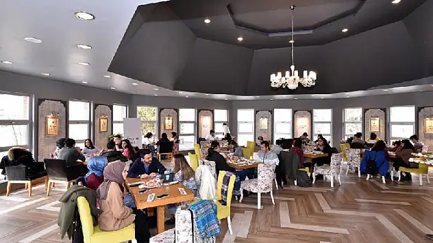 Özgün fikirleri olan Genç Kültür Kart üyesi gençler bir araya geldi
