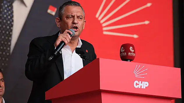 Özgür Özel'den Gaziantep'te Fıstık Mitingi
